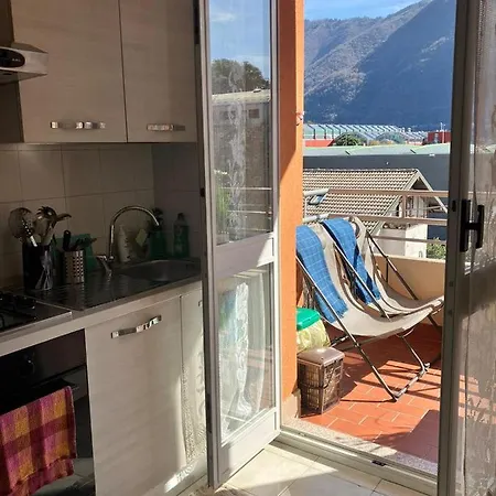 House, Vista Lago: 100 Mt Dal شقة *
