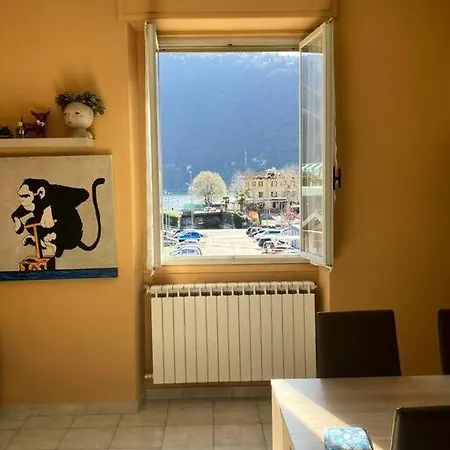 Apartman House, Vista Lago: 100 Mt Dal