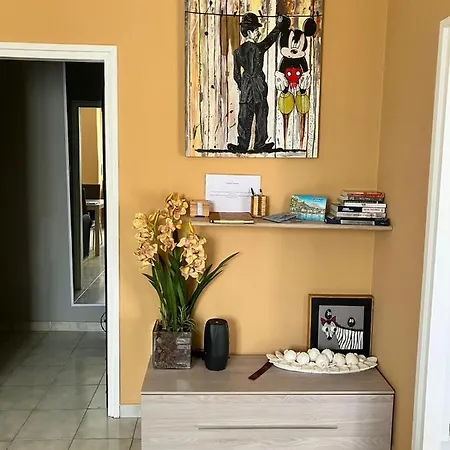 House, Vista Lago: 100 Mt Dal Apartman
